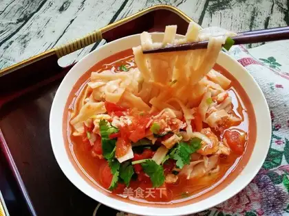 Tomato egg noodles