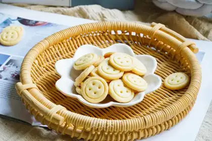 Button cookies