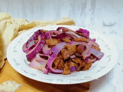 Onion beef