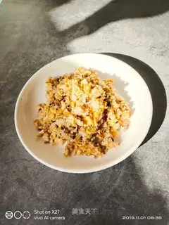 Big cabbage and egg fried rice