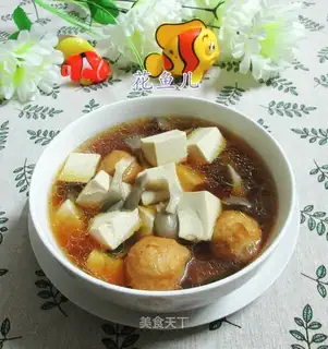 Gold fish eggs, tofu soup