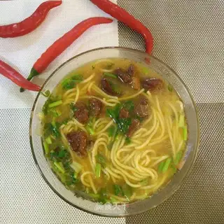 Beef hot noodles