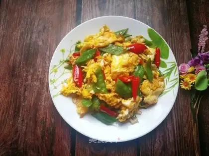 Dutch chili fried eggs