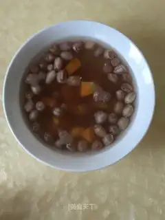 Pumpkin peanut soup