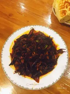 Red Burned Sea Rabbit