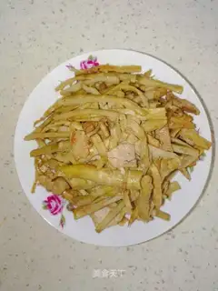 Tea and fried meat
