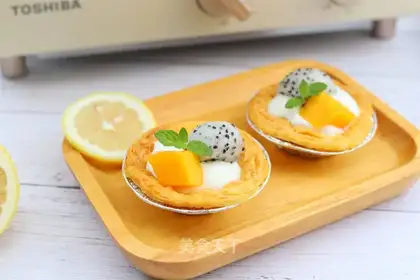 Yogurt and fruit