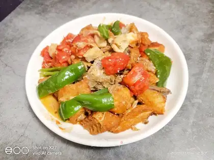 Green pepper oil tofu herbs