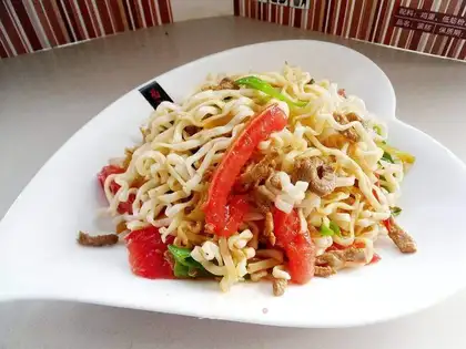 ♪ I've got noodles ♪