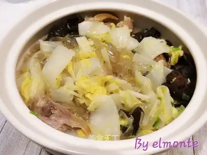 Duck-leged cabbage and potatoes