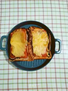 Cheesebread toast
