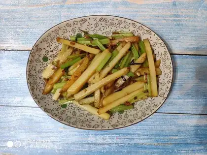 Celery with potatoes