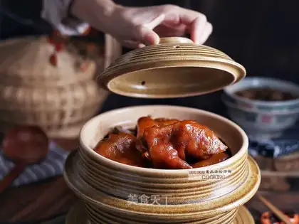 The spicy pig hoof