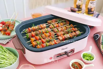 The roast beef string