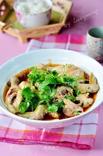 Steamed braised chicken