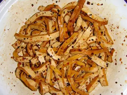 Cold dried tofu