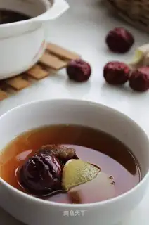 Double red ginger slices drink