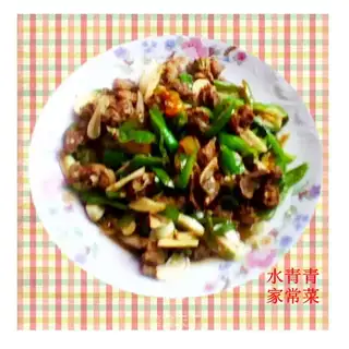stir-fried chicken nuggets with green pepper