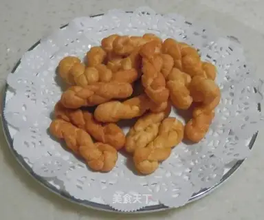 Crispy sesame flowers