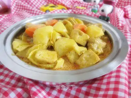 Mixed brocade curry chicken