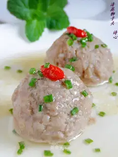 Steamed lion's head