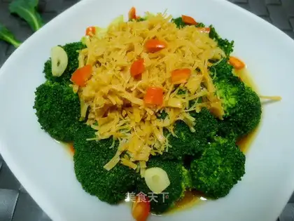 Scallop and broccoli