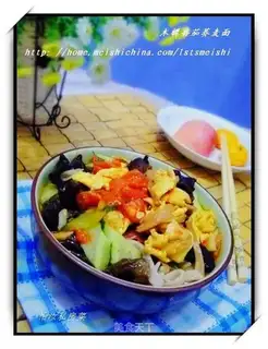 Melilotus and tomato soba noodles