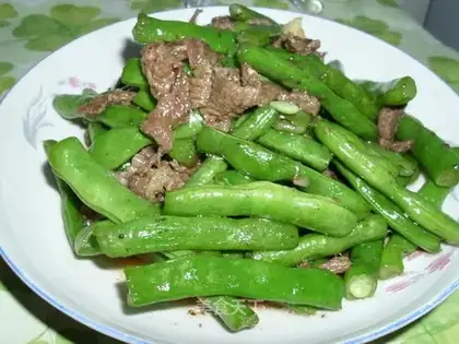 stir-fried beef with green beans