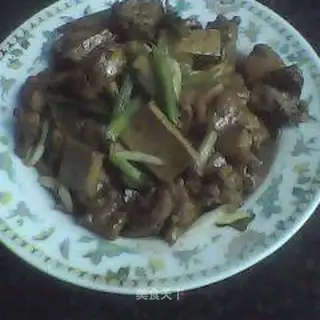 Braised and stewed chicken