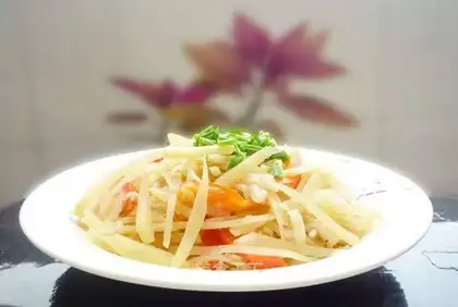 Sour radish shredded potatoes