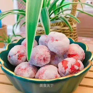 Snowball Mountain