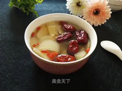 Ice cream, pine date soup