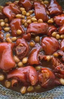 Pig hoof peanuts