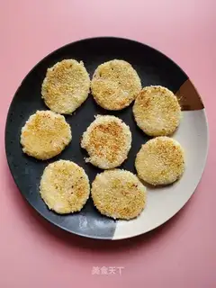 A sesame cake