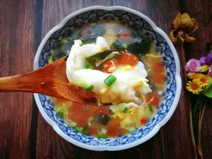 Seaweed sprouts and eggplant soup