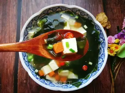 Carrot seaweed tofu soup