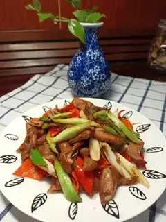 Pyramid garlic and fatty