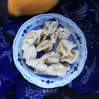 Roach pork dumplings