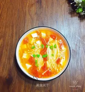 Tomatoes and tofu soup