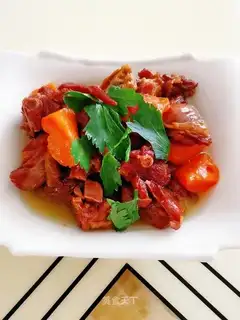 Duck's legs burn carrots