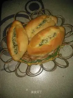 Onion garlic bread