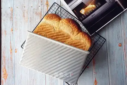 Double yellow toast