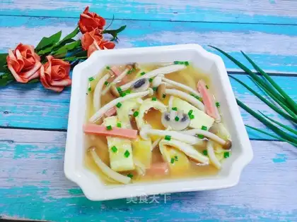 Fungus, egg-skin soup