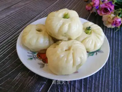 The green mushroom bun