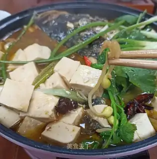Fish tofu pot