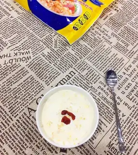 Milk oatmeal