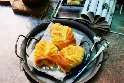 Coconut bread