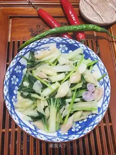 Scrambled shellfish