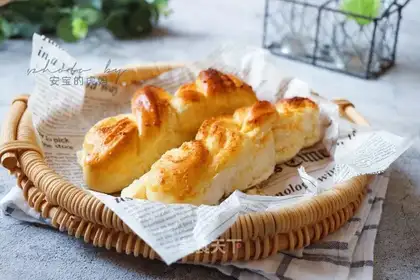 Coconut bread bar