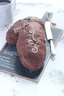 Chocolate cranberry bread
